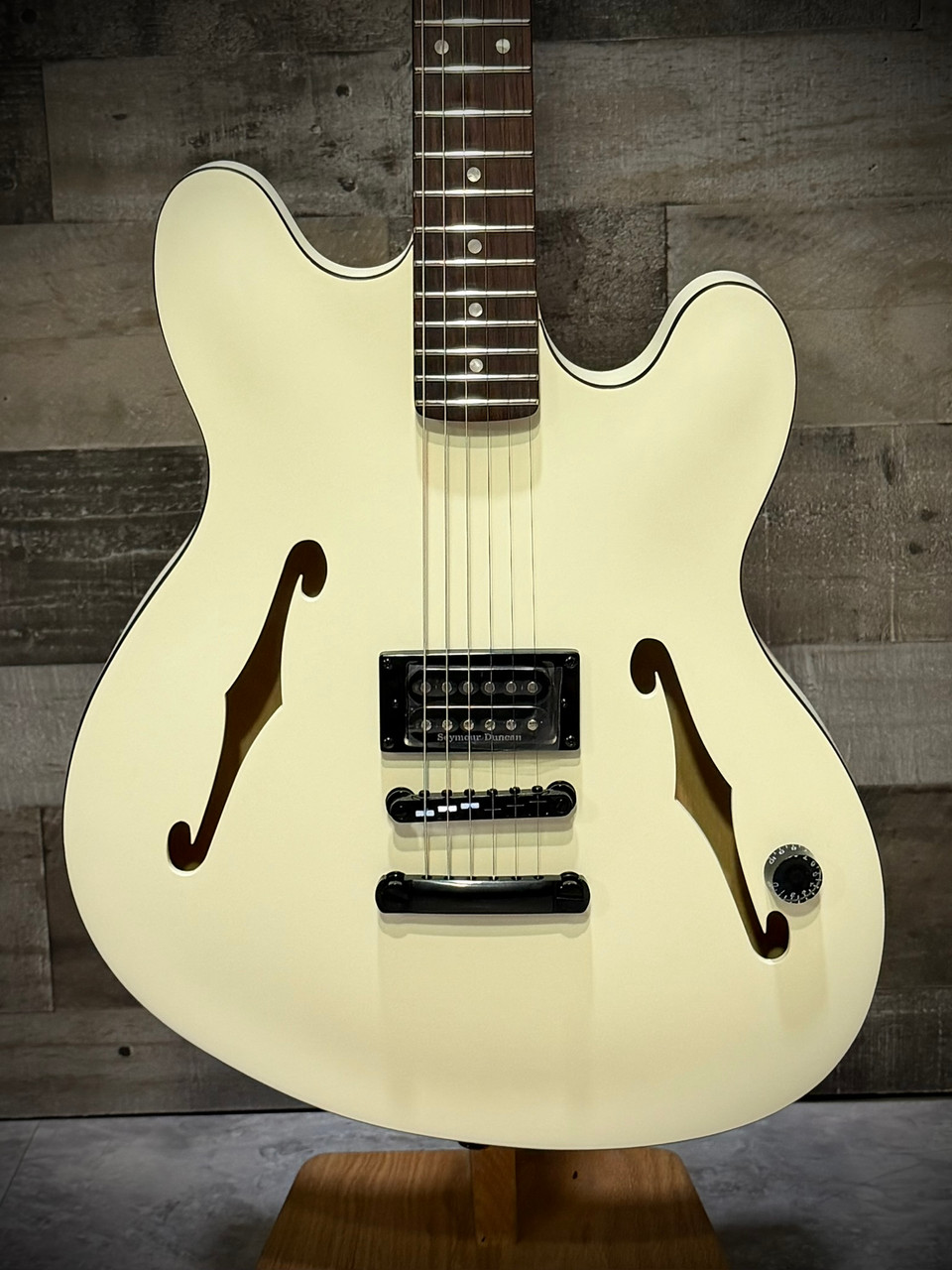 Fender Tom DeLonge Starcaster Rosewood Fingerboard, Black Hardware, Satin Olympic White | Musician Madness