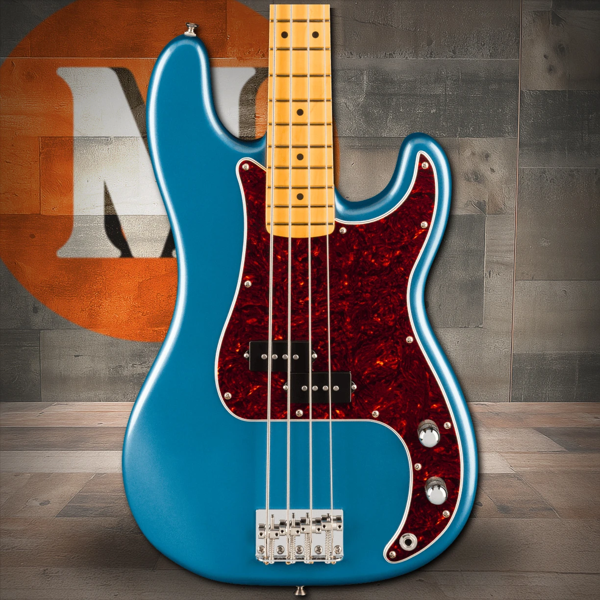 Fender American Professional Classic Precision Bass Maple Fingerboard, Faded Lake Placid Blue | Musician Madness