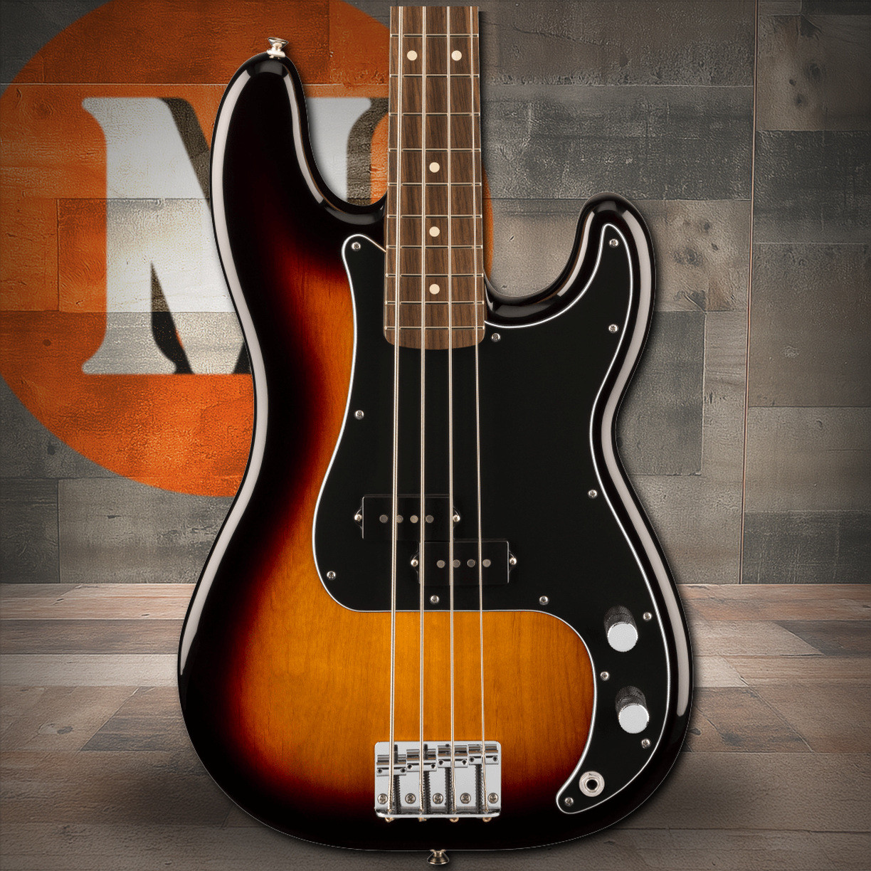 Fender Player II Precision Bass Rosewood Fingerboard, 3-Color Sunburst | Musician Madness