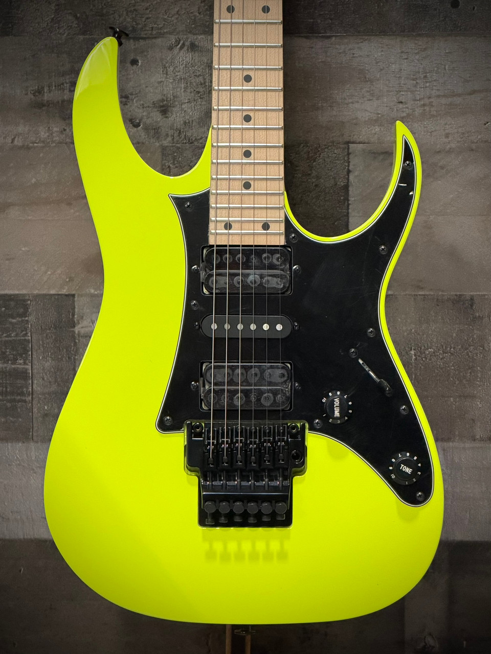 Ibanez RG Genesis Collection 6 String Electric Guitar - Desert Sun Yellow (RG550DY) | Musician Madness