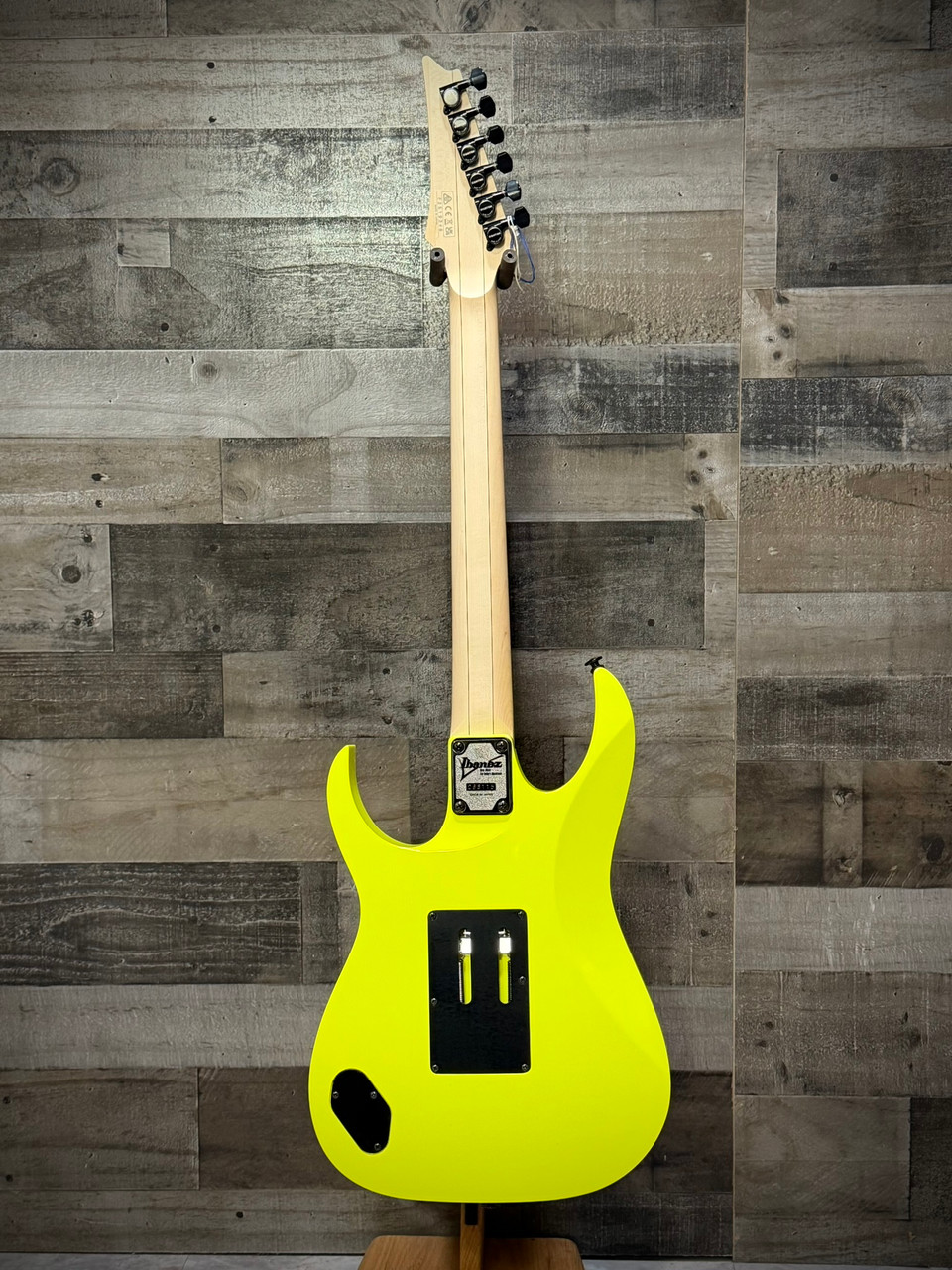 Ibanez RG Genesis Collection 6 String Electric Guitar - Desert Sun Yellow (RG550DY) | Musician Madness