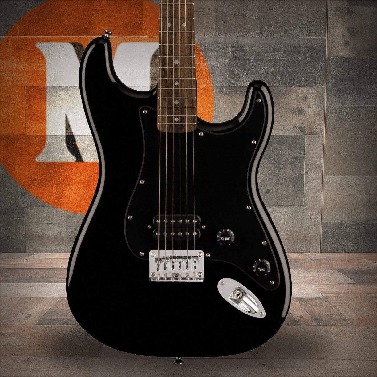 Squier Squier Sonic Stratocaster HT H - Laurel Fingerboard - Black Pickguard - Black | Musician Madness