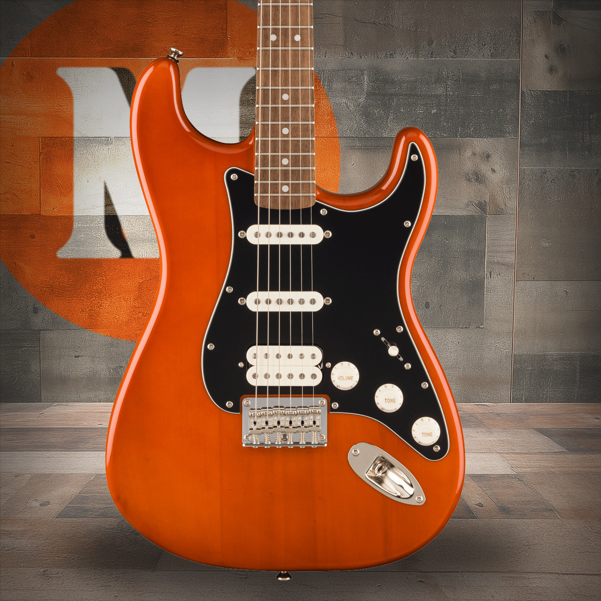 Squier Classic Vibe '70s Stratocaster HT HSS - Laurel Fingerboard - Black Pickguard - Mocha | Musician Madness