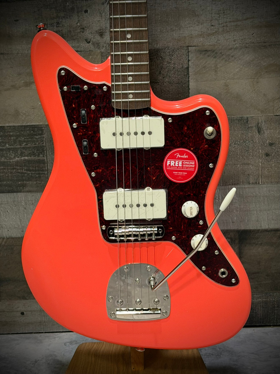 Squier Classic Vibe '60s Jazzmaster - Laurel Fingerboard - Tortoishell Pickguard - Tahitian Coral | Musician Madness
