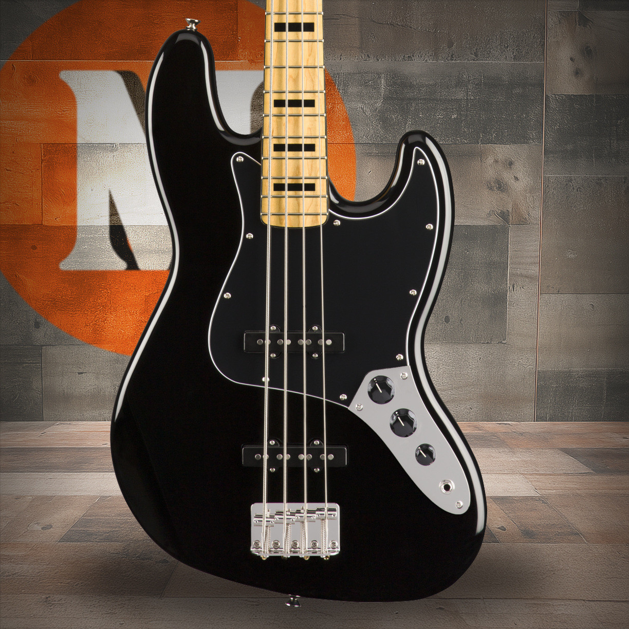 Squier Classic Vibe '70s Jazz Bass - Maple Fingerboard - Black | Musician Madness