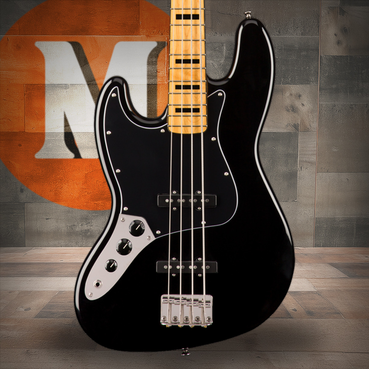 Squier Classic Vibe '70s Jazz Bass Left-Handed - Maple Fingerboard - Black | Musician Madness