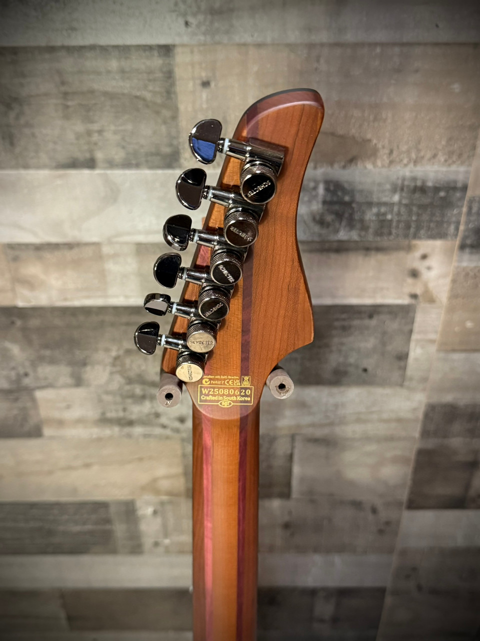 Schecter Banshee Mach-6 - Fallout Burst (1410)