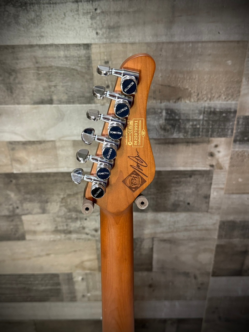 Schecter Nick Johnston Traditional HSS LH - Atomic Green (1543) | Musician Madness