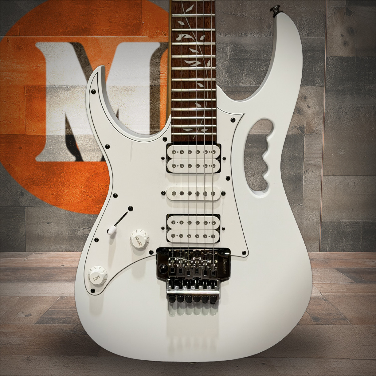 Ibanez Steve Vai Signature 6 String Electric Guitar - Left Handed - White (JEMJRLWH) | Musician Madness