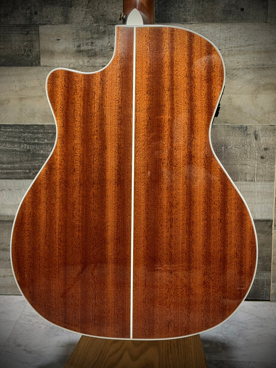 D'Angelico Gramercy Grand Auditorium Acoustic Guitar - Iced Tea Burst - Open Box (DAPG200ITBAPS) | Musician Madness