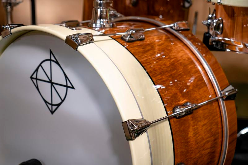 Dixon Little Roomer Select 320 Shell Pack Antique Natural to Pearl White (PODL320BWN) | Musician Madness