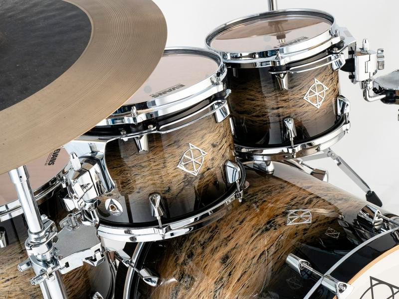 Dixon Artisan Select 422 Shell Pack PMT over Black to Black Burst (PODAX422-07-BKMBB-CR) | Musician Madness
