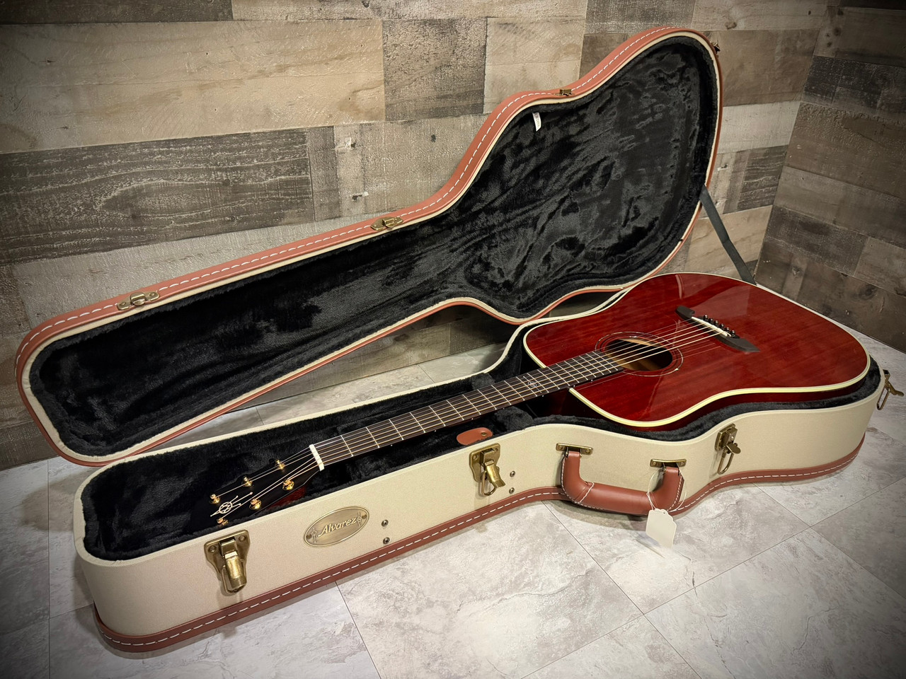 Alvarez DYM66HD Yairi Honduran Masterworks Dreadnought Acoustic Guitar   | Musician Madness