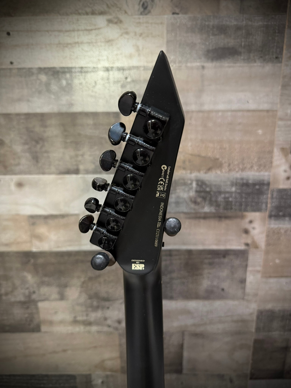 LTD Arrow Black Metal Floyd Rose Electric Guitar – Black Satin - Used