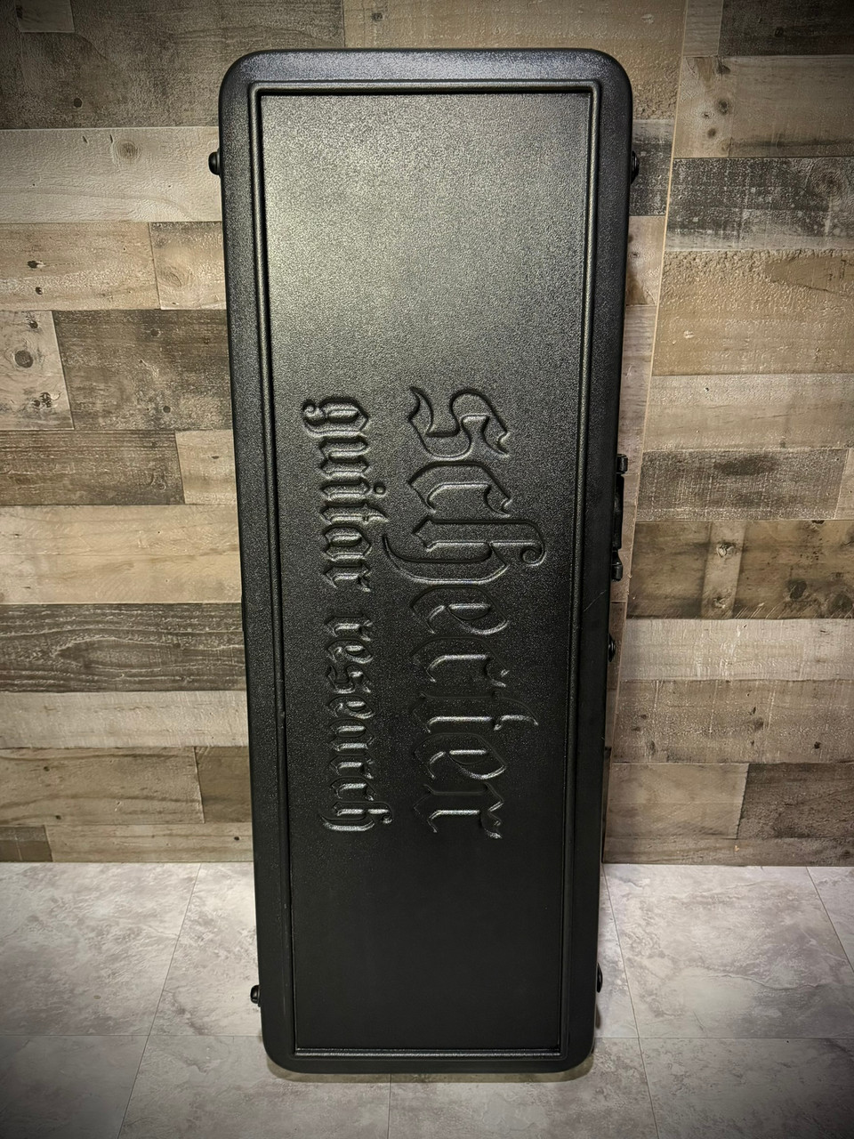 Schecter 1650 SGR-4T Tempest Hardcase (1650) | Musician Madness