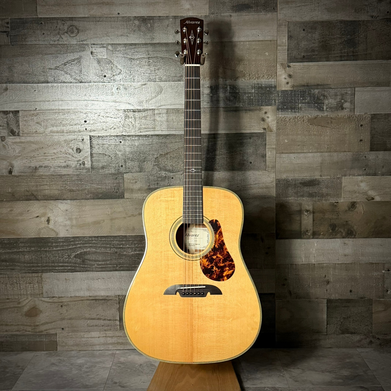 Alvarez Masterworks Dreadnought Acoustic Electric Guitar  (MD60E_Herringbone) | Musician Madness