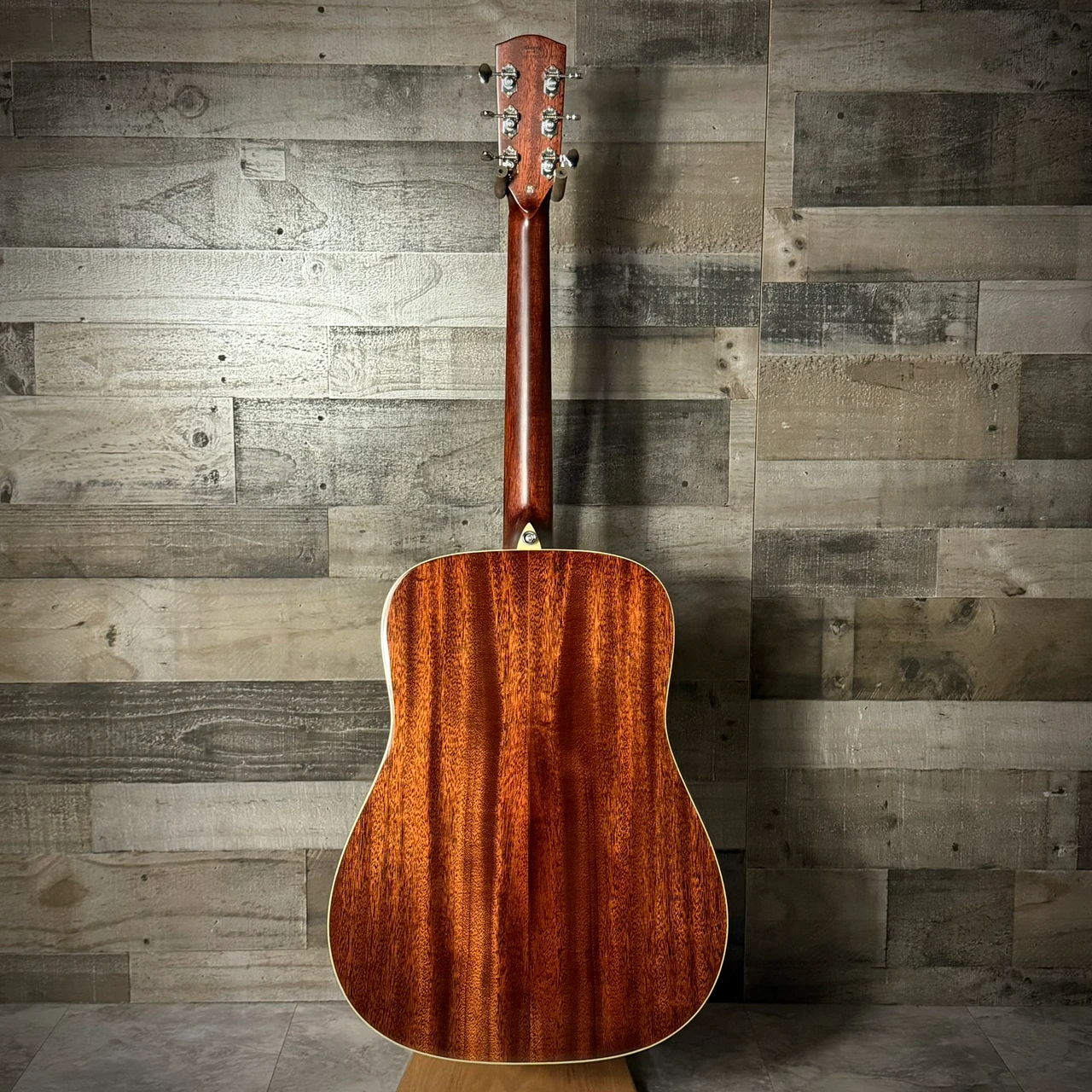 Alvarez Masterworks Dreadnought Acoustic-Electric Guitar (MD60_Herringbone) | Musician Madness