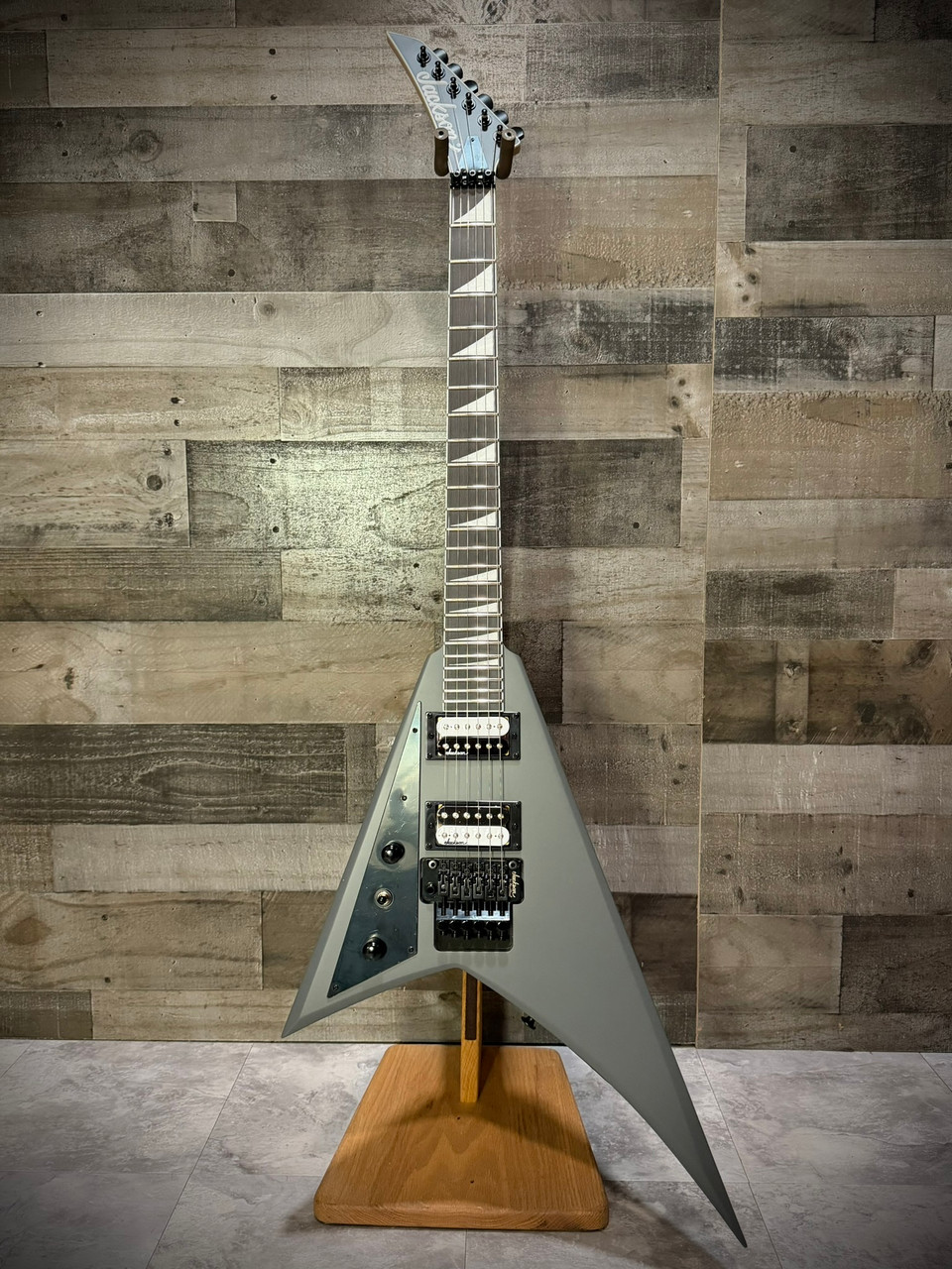 Jackson JS Series Rhoads JS32 Left-Handed Electric Guitar - Satin Gray (291-1147-522) | Musician Madness