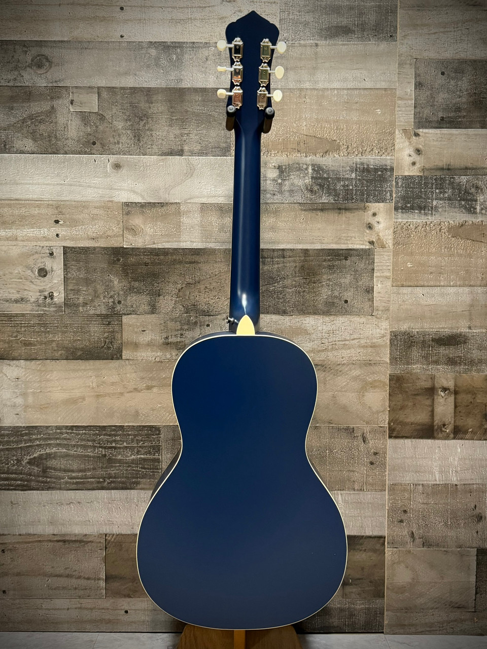 Recording King Dirty 30's Single - Series 7 Parlor - AE w/Gold Foil P/U - Red - White & Blue | Musician Madness