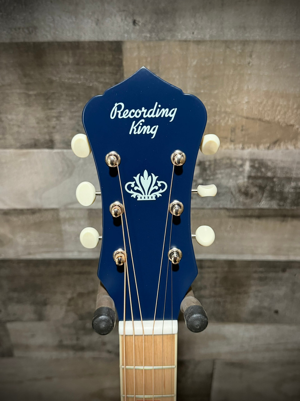 Recording King Dirty 30's Single - Series 7 Parlor - AE w/Gold Foil P/U - Red - White & Blue | Musician Madness