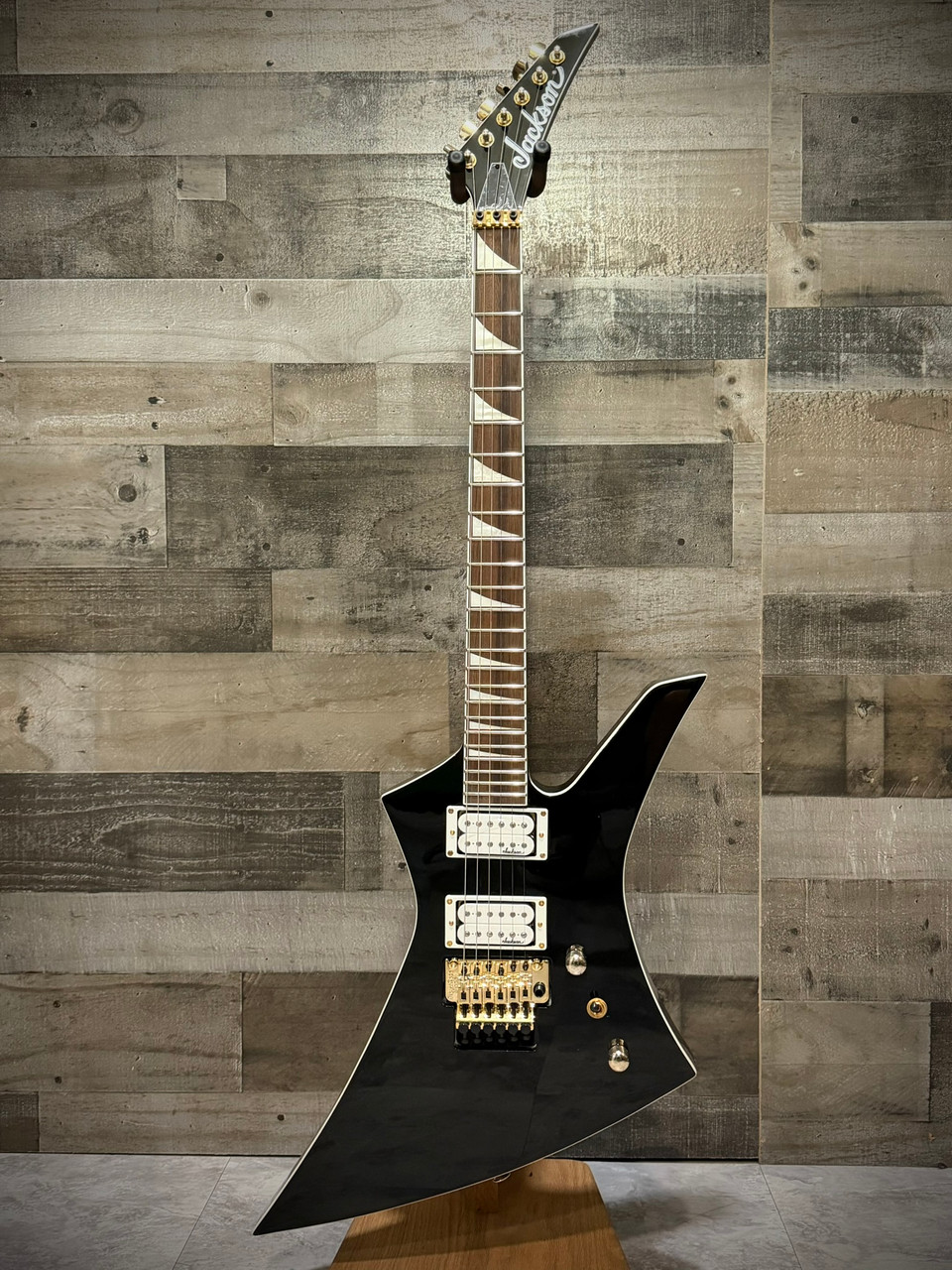 Jackson X Series Kelly KEX Electric Guitar - Gold Black | Musician