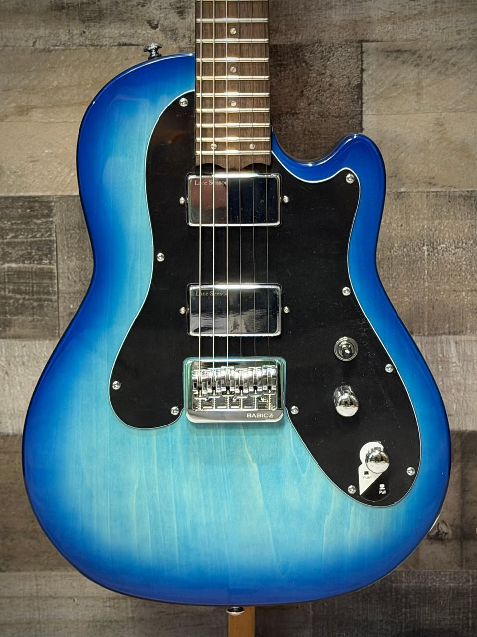 Ovation Viper IV-DTD-G Limited Edition 6-String Electric Guitar w/Gig Bag - Blue Burst | Musician Madness