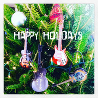 A Musical Holiday Greeting from Musician Madness