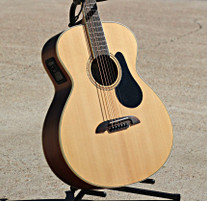 The Alvarez ABT60E Baritone Acoustic Guitar  Review