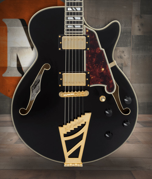 D'Angelico Single Cutaway w/ Stairstep Tailpiece w/ Gig  Bag - Solid Black (DAESSSBK2GT)|Musician Madness