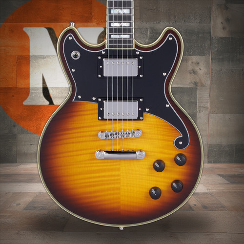 D'Angelico Deluxe Brighton - Vintage Sunburst (DADBRIVSBNS) | Musician Madness