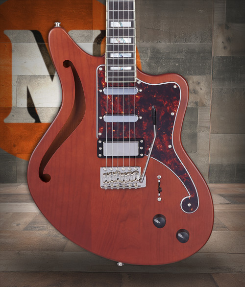 D'Angelico Deluxe Bedford SH - Matte Walnut (DADBEDSHMWLNTR)