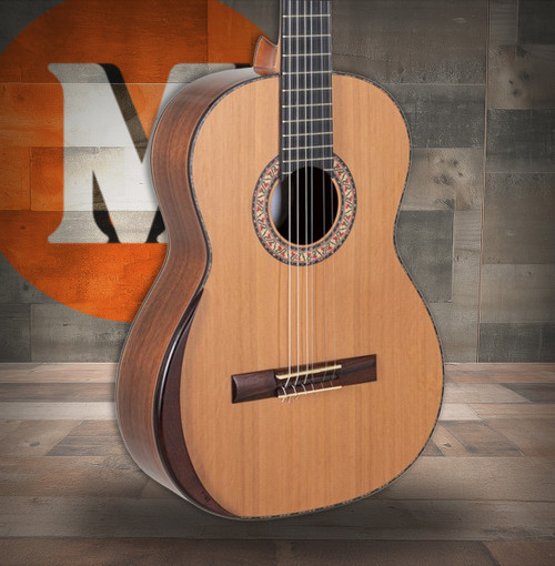 Manuel Rodriguez Magistral E-C Cedar/Walnut 4/4 Armrest (E-C) | Musician Madness
