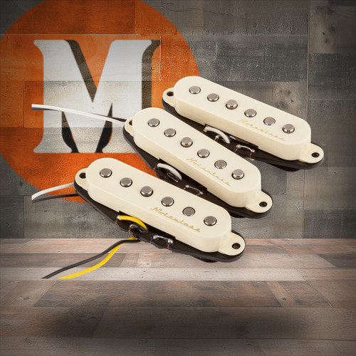 Fender Vintage Noiseless Strat Pickups, (3), Aged White | Musician Madness