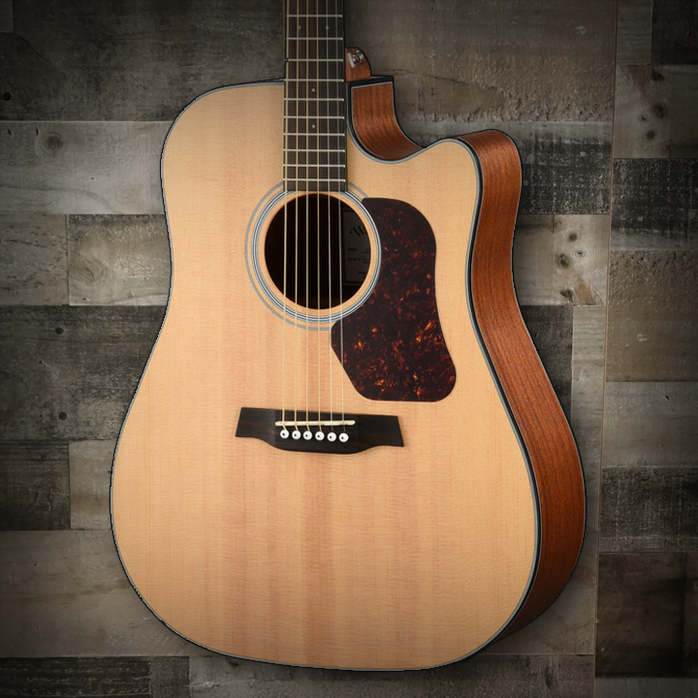 WALDEN G550RE Natura Solid Spruce Top Armrest Grand Auditorium Acoustic-Electric - Open Pore Satin Natural WALDEN G550RE Natura Solid Spruce Top Armrest Grand Auditorium Acoustic-Electric - Open Pore Satin Natural