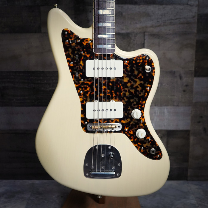 Doubleday Blonde Thrasher Electric Guitar – custom-style solid-body electric in natural blonde finish with dual humbuckers and modern rock design