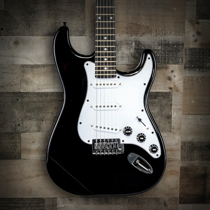 Austin AST100BK Classic Double Cutaway Electric Guitar in Black finish – solid-body Strat-style design with three single-coil pickups and chrome hardware
