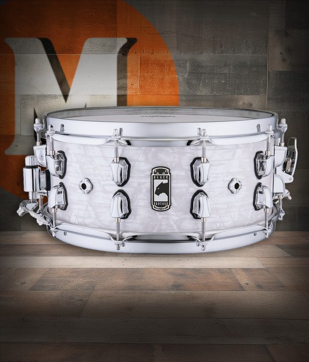 Mapex Black Panther Heritage 14" x 6" Snare Drum – White Strata (BPNML4600CWD) featuring a maple shell, warm vintage tone, and elegant white strata finish for refined performance.