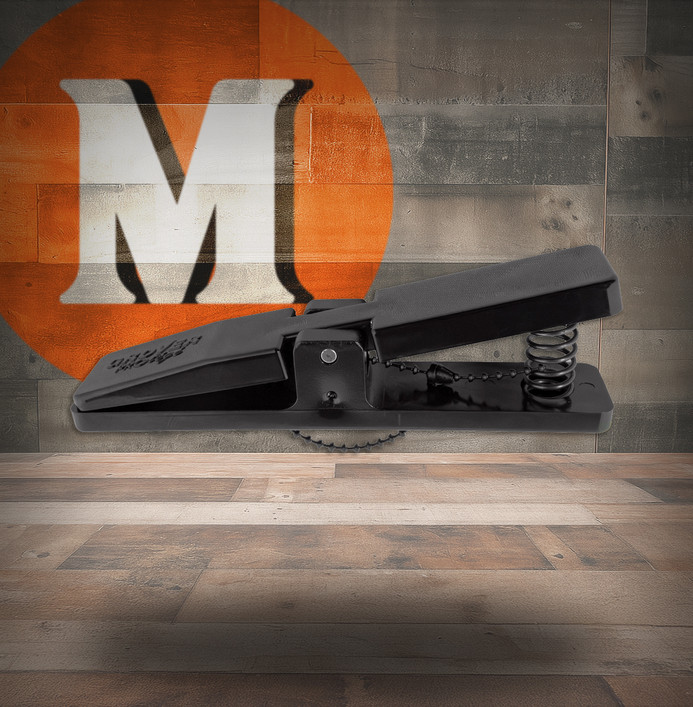 Black High-Impact Plastic Triangle Clip (P-TCL)