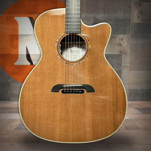 Alvarez Yairi Masterworks GYM74ce Grand Auditorium Acoustic