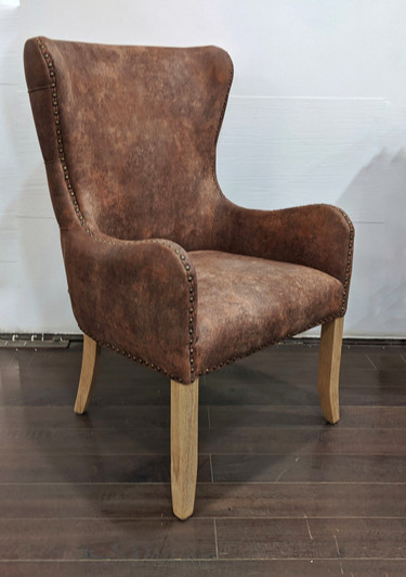 Grace Tufted Back Dining Chair With Arms -In Brown Grace Tufted Back Dining Chair With Arms -In Brown
