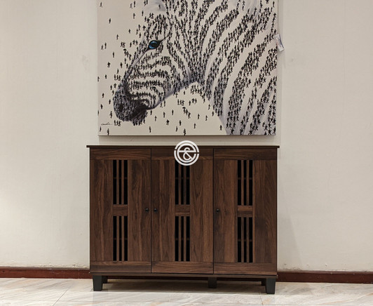 SC55042  3 Door Shoe Cabinet (Colombia)