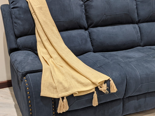 Throw with Tassels TH19 - AA-T020 130x170 cms Throw with Tassels TH19 - AA-T020 130x170 cms