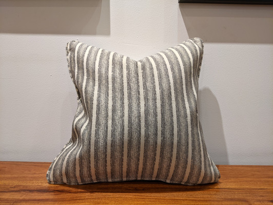 Decorative Pillow in R1183-15G条纹 Fabric-50x50cm Decorative Pillow in R1183-15G条纹 Fabric-50x50cm