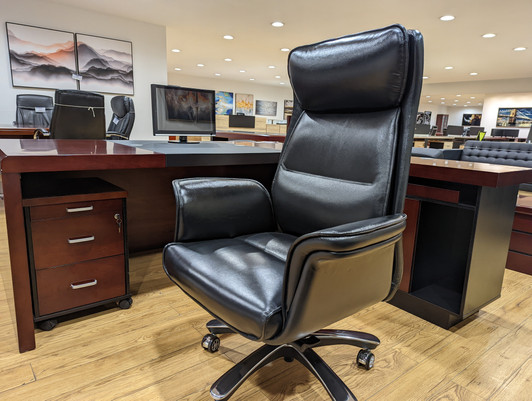 HB Chair Dyke-A In Black Italian Leather  HB Chair Dyke-A In Black Italian Leather