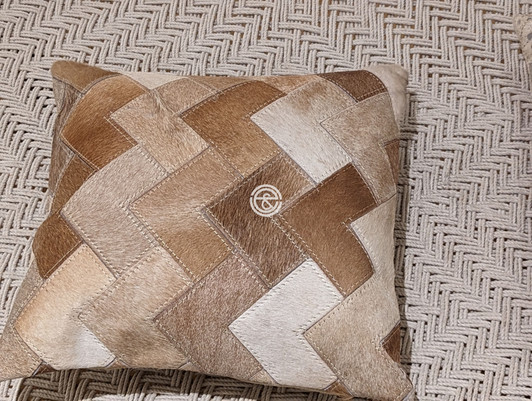 Hair On Leather Light Brown Cushion-(39X39)CM Hair On Leather Light Brown Cushion-(39X39)CM