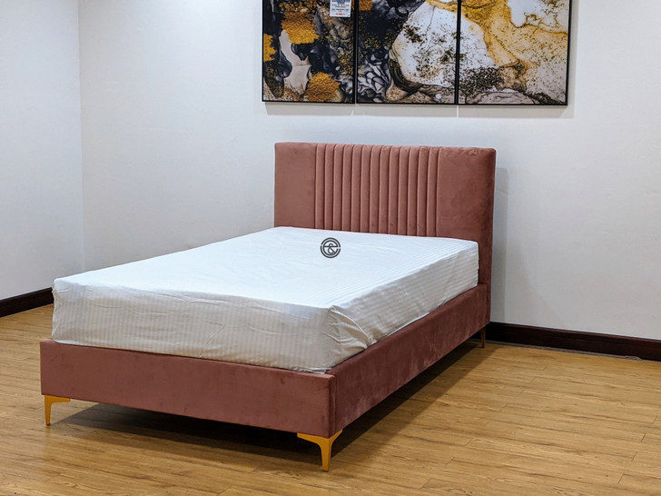 Tavira Double (4FT) Bed in Pink