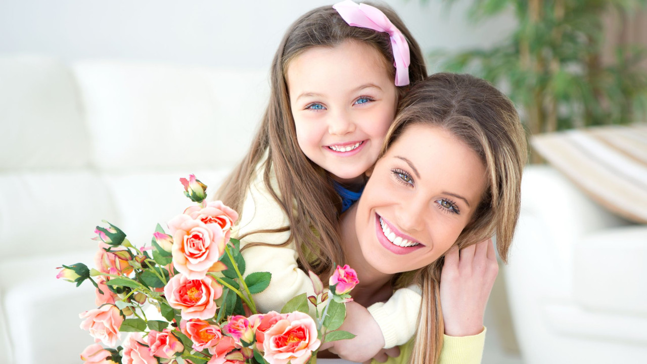 Thoughtful Mother's Day Gift Ideas for Every Type of Mum Thoughtful Mother's Day Gift Ideas for Every Type of Mum