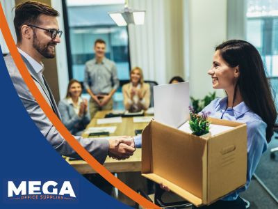 New Staff Set Up Checklist: Day One Desk Essentials and Onboarding Basics