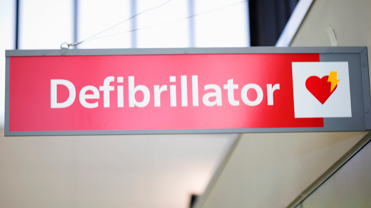 The Importance of a Defibrillator in the Workplace: The L861304ABU Philips HeartStart FRX Defibrillator The Importance of a Defibrillator in the Workplace: The L861304ABU Philips HeartStart FRX Defibrillator