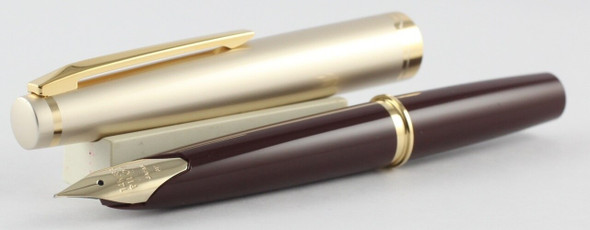 Pilot E95S Fountain Pen 14K Gold Fine Nib Deep Red
